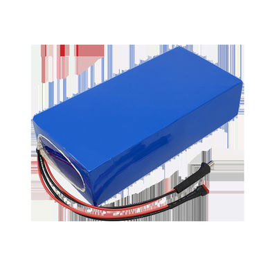 সোলার স্ট্রিট লাইটের জন্য 12V 65Ah LifePO4 রিচার্জেবল ওয়াটারপ্রুফ কেস স্টোরেজ লিথিয়াম সোলার ব্যাটারি